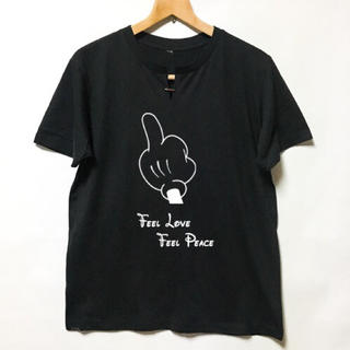 ロンハーマン(Ron Herman)のライズリヴァレンス ヘンリーネック スター feel love Tシャツ bk(Tシャツ/カットソー(半袖/袖なし))