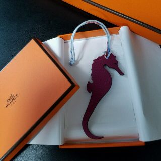 エルメス(Hermes)のcoco_lady様。専用ページ。エルメス プティアッシュ タツノオトシゴPM(キーホルダー)