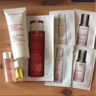 クラランス(CLARINS)のクラランス サンプル 8点セット(サンプル/トライアルキット)