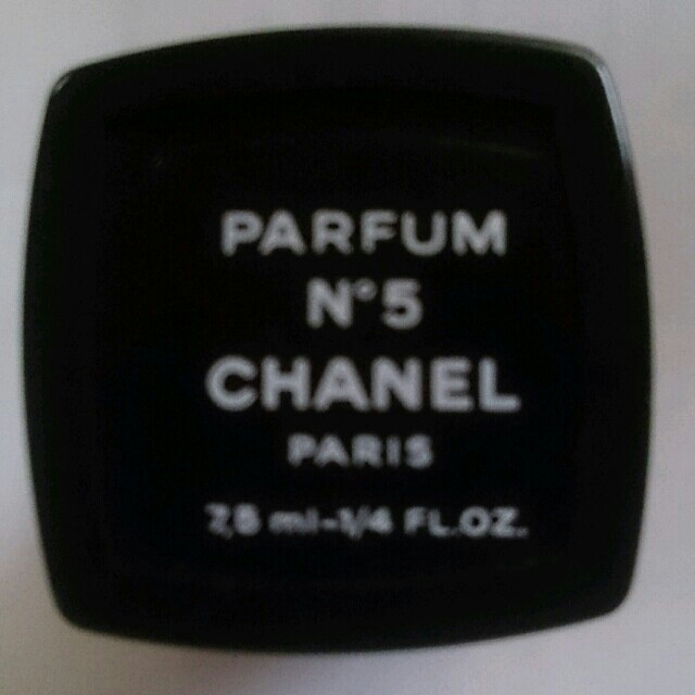 CHANEL(シャネル)のCHANEL No5 パルファム 7.5ml ヴァポリザター コスメ/美容の香水(香水(女性用))の商品写真