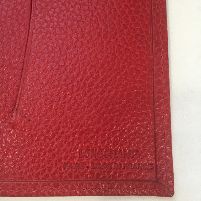 LONGCHAMP(ロンシャン)のロンシャン パスポートケース 赤 インテリア/住まい/日用品の日用品/生活雑貨/旅行(旅行用品)の商品写真