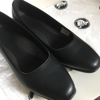 クロックス(crocs)のwkings様専用クロックス パンプス 黒(ハイヒール/パンプス)