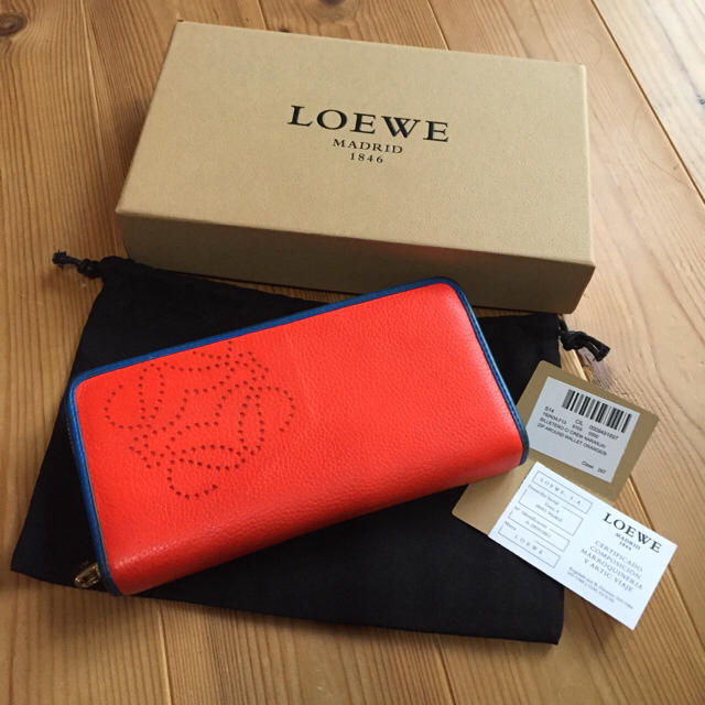 LOEWE(ロエベ)のロエベ リミテッドエディション限定 長財布 オレンジ&ブルー レディースのファッション小物(財布)の商品写真