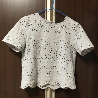 ザラ(ZARA)のZARA  トップス(カットソー(半袖/袖なし))