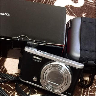 カシオ(CASIO)の美品 casio exilm デジカメ 付属品全部+カメラケース付き(コンパクトデジタルカメラ)