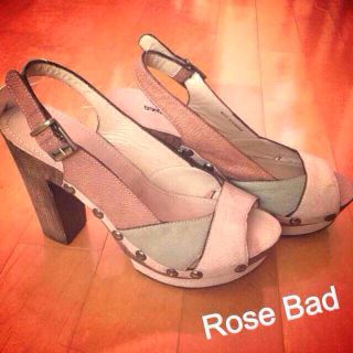 ローズバッド(ROSE BUD)のROSE BAD☆ラムレザーサンダル(サンダル)