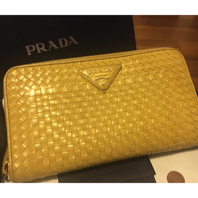 PRADA(プラダ)の【パステル様専用】PRADA プラダ メッシュ長財布 イエロー レディースのファッション小物(財布)の商品写真