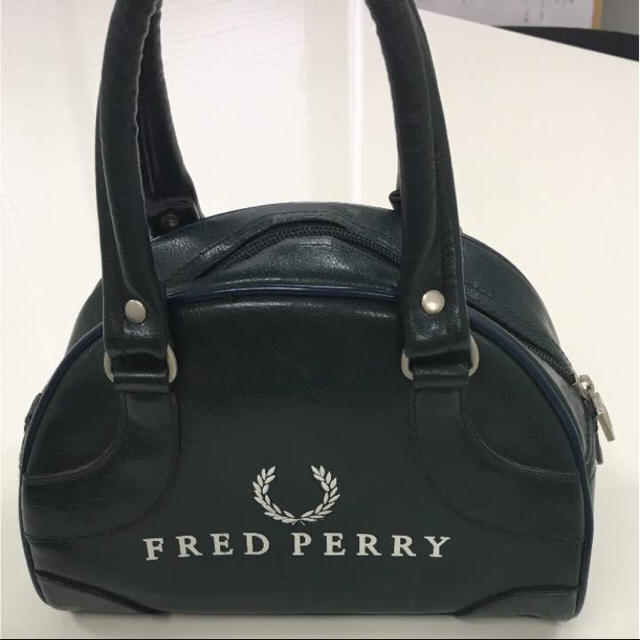 FRED PERRY(フレッドペリー)のPRED PERRY ミニバック レディースのバッグ(ボストンバッグ)の商品写真