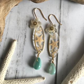 シェルフラワーとシェルドロップのクリアピアス(ピアス)