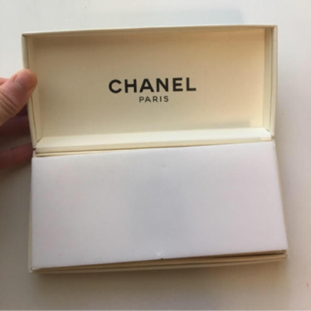 CHANEL(シャネル)の新品☆シャネルN°5サヴォン&オードゥトワレット コスメ/美容のボディケア(ボディソープ/石鹸)の商品写真