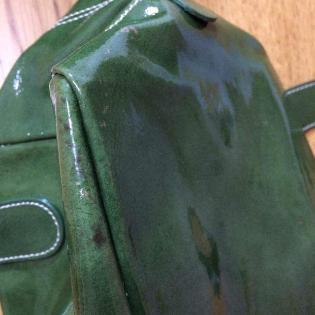 TOMORROWLAND(トゥモローランド)のグイアス エナメルキューブバッグ guias レディースのバッグ(ハンドバッグ)の商品写真
