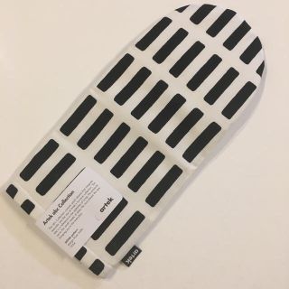 マリメッコ(marimekko)の●2018✳︎SALE●artek オーブンミトン 新品 SIENA 鍋つかみ(その他)