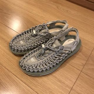 キーン(KEEN)の送料込み！!KEEN uneekサンダル 24.5(サンダル)