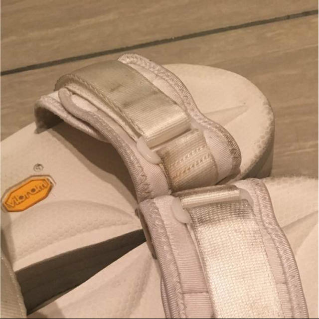 suicoke(スイコック)の《専用》SUICOKE サンダル ホワイト23 レディースの靴/シューズ(サンダル)の商品写真