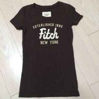 アバクロンビーアンドフィッチ(Abercrombie&Fitch)の★美品★アバクロのグレーロゴTシャツ(Tシャツ(半袖/袖なし))