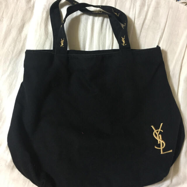 Yves Saint Laurent Beaute - イヴサンローラン トートバッグ ムック本の通販 by 例｜イヴサンローランボーテならラクマ