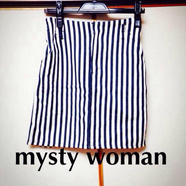 mysty woman(ミスティウーマン)のmysty woman・スカート レディースのスカート(ひざ丈スカート)の商品写真