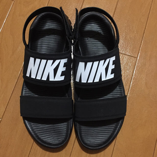 NIKE(ナイキ)のNIKE TANJUN サンダル レディースの靴/シューズ(サンダル)の商品写真