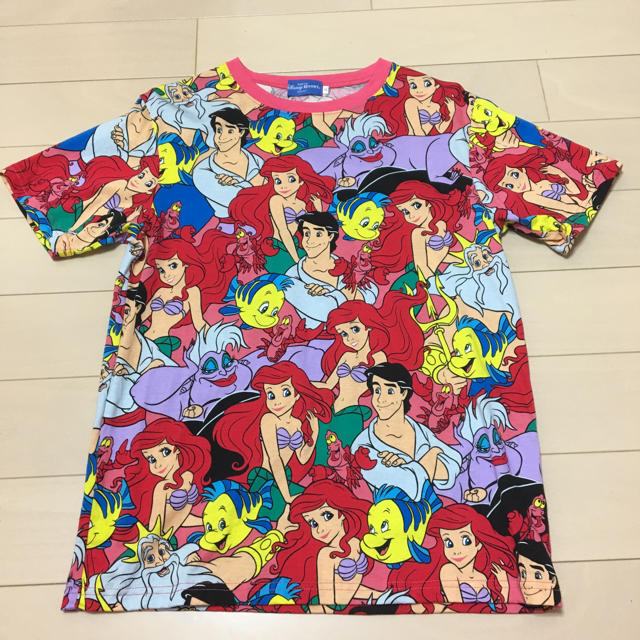 Disney ディズニーシー限定アリエルtシャツ総柄の通販 By アリエル ベル ディズニーならラクマ