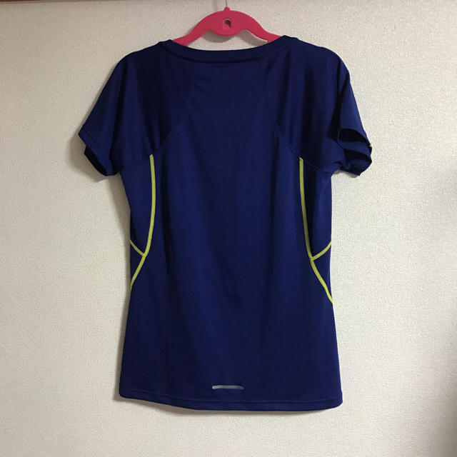 UNDER ARMOUR(アンダーアーマー)のアンダーアーマー Tシャツ レディースのトップス(Tシャツ(半袖/袖なし))の商品写真