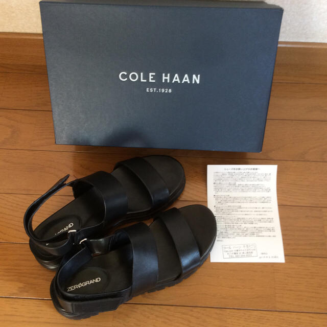 Cole Haan(コールハーン)の月様専用  コールハーンサンダル ZEROGRAND SLIDE SNDL レディースの靴/シューズ(サンダル)の商品写真