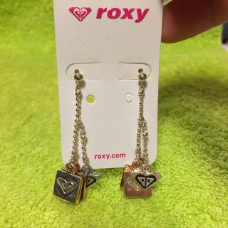 ロキシー(Roxy)のROXY★ピアス★新品★ロゴ★ゴールド★シルバー★ピンク★(ピアス)