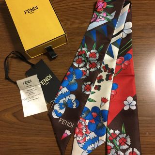 フェンディ(FENDI)のフェンディ ラッピー 正規品 美品 ツイリー ピーカブー バイザウェイ バッグ(バンダナ/スカーフ)