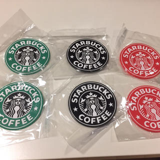 スターバックスコーヒー(Starbucks Coffee)のスターバックス STARBUCKS ラバーコースター6枚セット 赤 緑 黒各2枚(テーブル用品)
