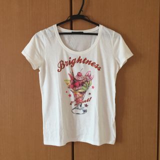 ページボーイ(PAGEBOY)のパフェ柄の可愛い白Ｔシャツ(Tシャツ(半袖/袖なし))