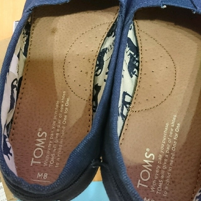 TOMS(トムズ)の金額変更済 TOMS トムス メンズ ネイビー 8 26.0cm  メンズの靴/シューズ(スリッポン/モカシン)の商品写真