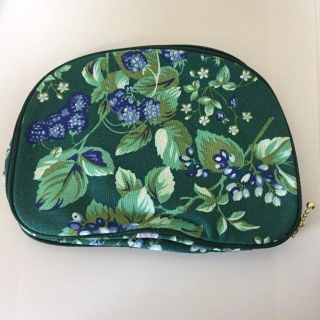 ローラアシュレイ(LAURA ASHLEY)のローラアシュレイ バニティポーチ グリーン(ポーチ)