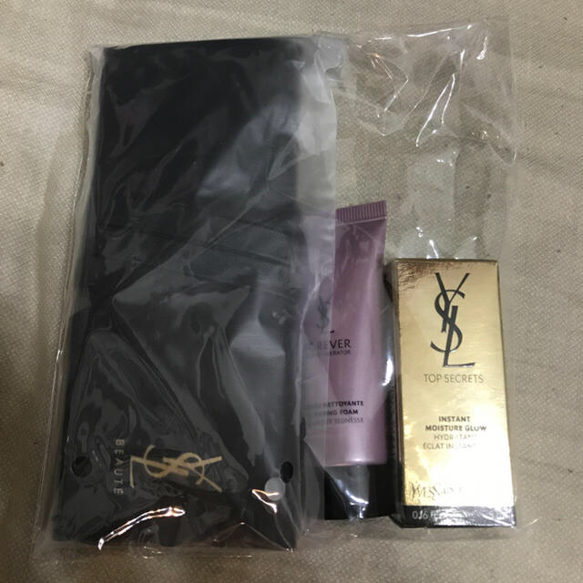 Yves Saint Laurent Beaute(イヴサンローランボーテ)のイヴサンローラン メイクブラシセット ノベルティ コスメ/美容のキット/セット(コフレ/メイクアップセット)の商品写真