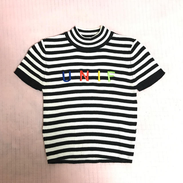 UNIF(ユニフ)のUNIF 白黒ボーダーリブT レディースのトップス(Tシャツ(半袖/袖なし))の商品写真