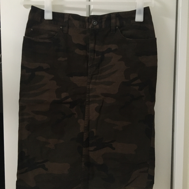 FRAMeWORK(フレームワーク)のちーたん様専用 フレームワーク 迷彩柄スカート レディースのスカート(ひざ丈スカート)の商品写真
