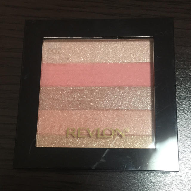 REVLON(レブロン)のレブロン ハイライティングパレット 02 コスメ/美容のベースメイク/化粧品(フェイスカラー)の商品写真