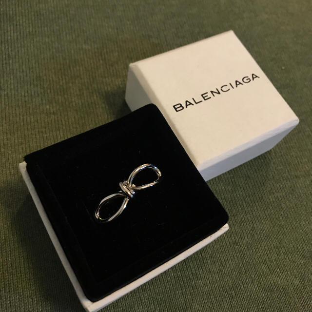 Balenciaga - BALENCIAGA バレンシアガ リボンリング 指輪の通販 by ...