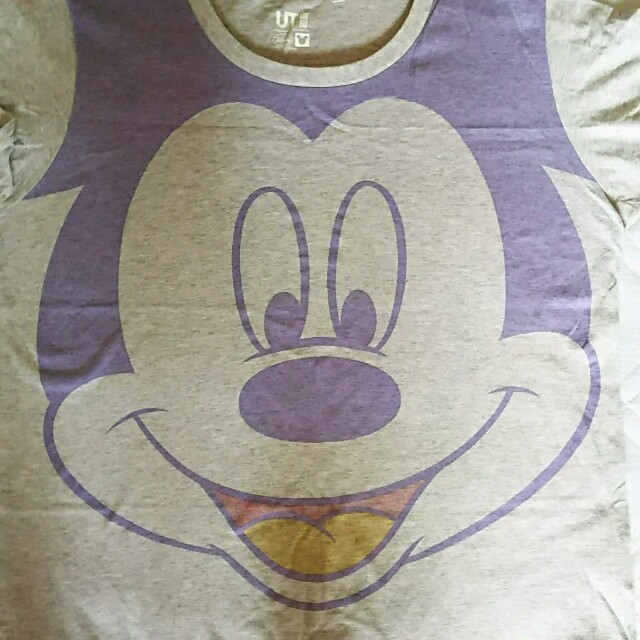 UNIQLO(ユニクロ)のUNIQLO ＵTシリーズ ミッキーBIGフェイスTシャツ Lサイズ レディースのトップス(Tシャツ(半袖/袖なし))の商品写真