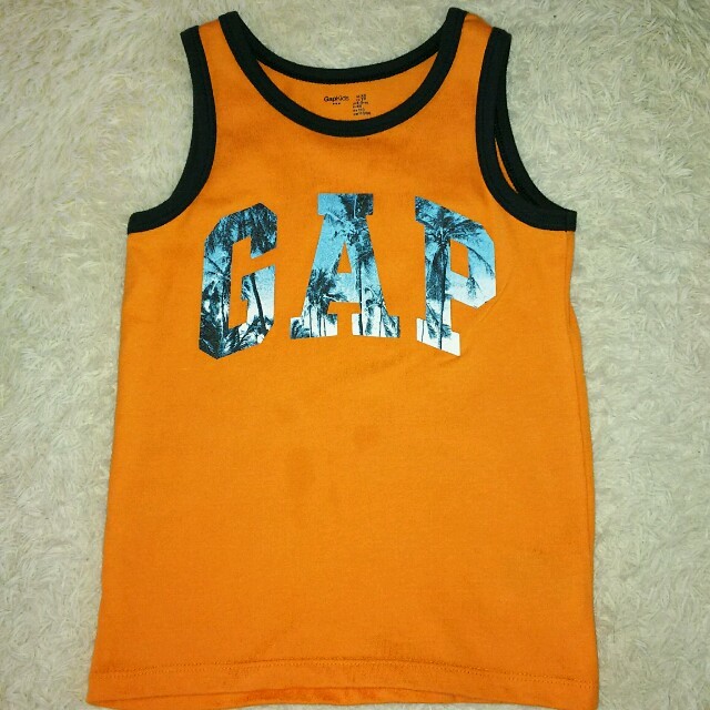 GAP Kids(ギャップキッズ)のGAP タンクトップ キッズ/ベビー/マタニティのキッズ服男の子用(90cm~)(その他)の商品写真