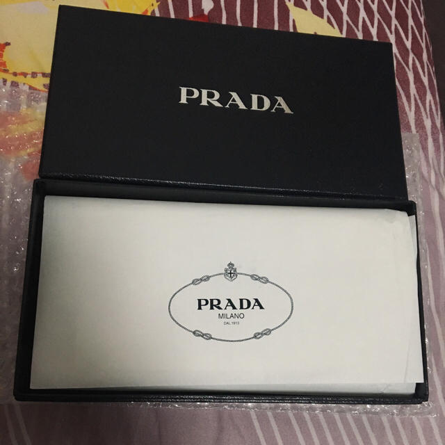 PRADA(プラダ)のPrada 長財布 メンズのファッション小物(長財布)の商品写真