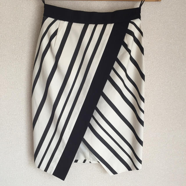 H&M(エイチアンドエム)の美品♡H&M ストライプスカート レディースのスカート(ひざ丈スカート)の商品写真