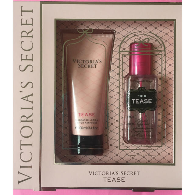 Victoria's Secret(ヴィクトリアズシークレット)のヴィクトリア 大人気TEASE ギフトボックスボディクリームミストセット コスメ/美容のボディケア(ボディローション/ミルク)の商品写真