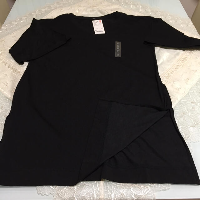 UNIQLO(ユニクロ)の新品タグ付き『ユニクロ』ワイドスリーブＶネック レディースのトップス(Tシャツ(半袖/袖なし))の商品写真
