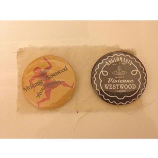 ワールズエンドバッチ （ブローチ）巾着袋付きVivienne Westwood Vivienne Westwood ヴィヴィアンウエストウッドワールズエンド