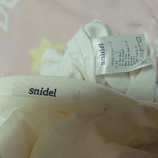 SNIDEL(スナイデル)の試着のみスナイデルチューリップスリーブトップス レディースのトップス(カットソー(半袖/袖なし))の商品写真