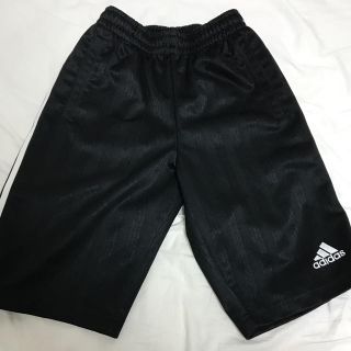 アディダス(adidas)のアディダス ハーフパンツ(ショートパンツ)