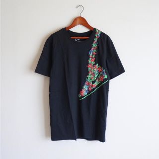 ナイキ(NIKE)のNIKE floral sneaker T-shirt(Tシャツ/カットソー(半袖/袖なし))