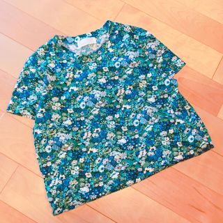 シャンブルドゥシャーム(chambre de charme)のリバティプリント Tシャツ(Tシャツ(半袖/袖なし))