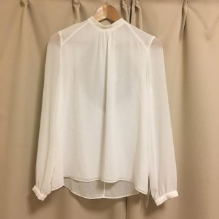 ザラ(ZARA)のZARA  シフォンブラウス 新品 タグ付き❗️(シャツ/ブラウス(長袖/七分))