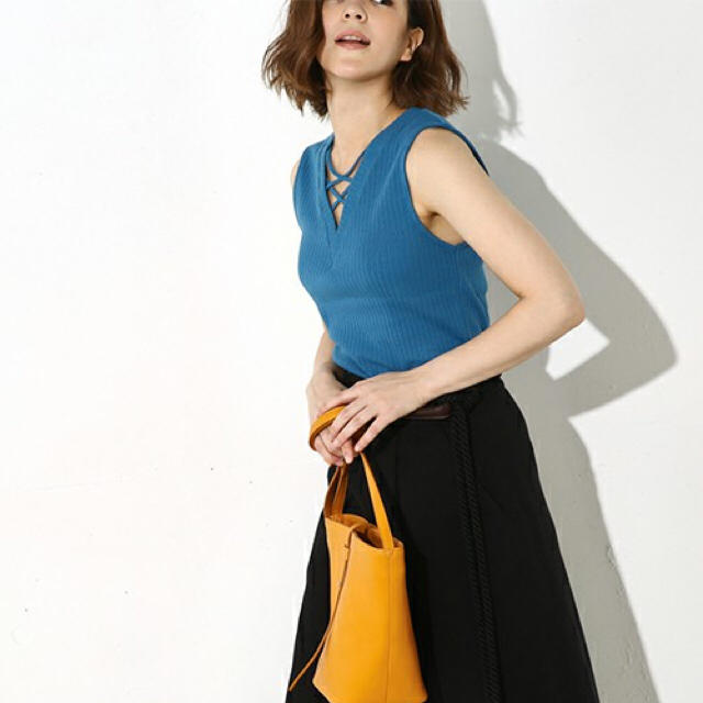 AZUL by moussy(アズールバイマウジー)の♡マキさん専用♡アズールバイマウジー 2枚セット レディースのトップス(カットソー(半袖/袖なし))の商品写真