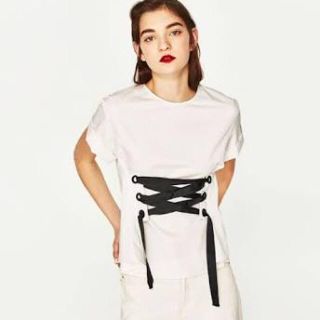 ザラ(ZARA)のZARA 新品 コルセットシャツ Lサイズ 完売品(シャツ/ブラウス(長袖/七分))